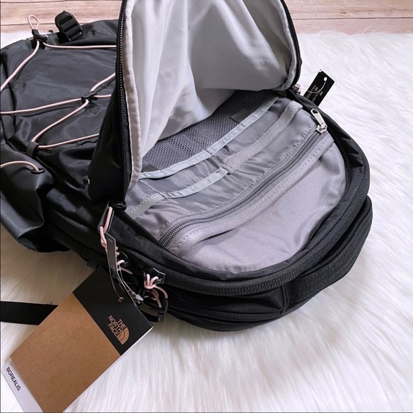 The North Face Women’s Borealis 27 Liter Backpack - Picture 4 of 10
